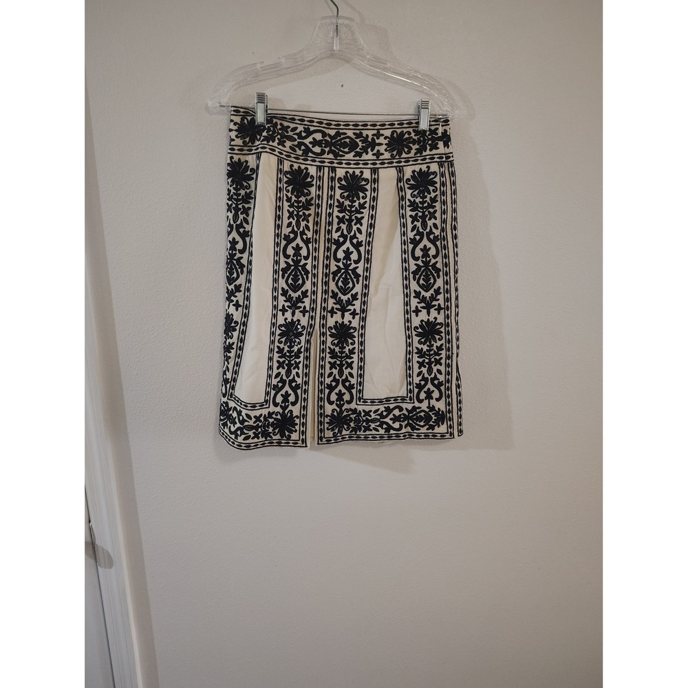 Etcetera Womens Size 2 Wool Embroidered Pencil Skirt Cream Black Floral Knee